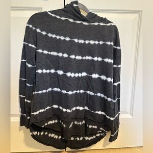 Evereve Black and White Tie-Dye Hoodie